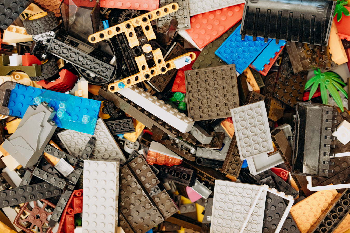 Building Blocks & Minifigures